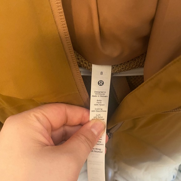 Lululemon Sleet Street Jacket - Picture 3 of 3